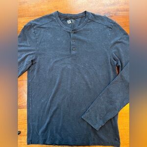 VRST Mens Long Sleeve Performance Pullover Size Small T-Shirt